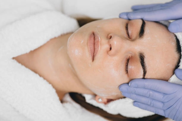 Am I a Good Candidate for Gold Tip Facial