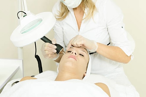 During Erbium Contour TRL Resurfacing