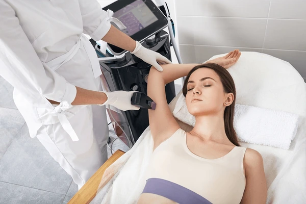 Similar RF microneedling procedure to Morpheus8 for skin tightening and lifting underarms
